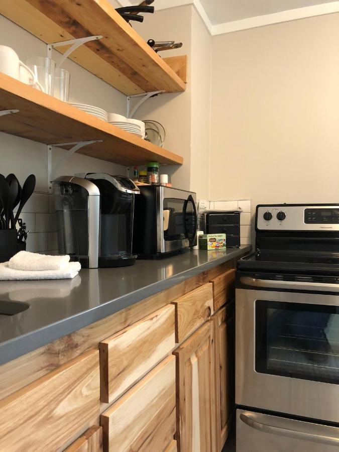 Updated + Clean Motel Room At The Base Of Mt Hood! Mount Hood Village Exterior photo